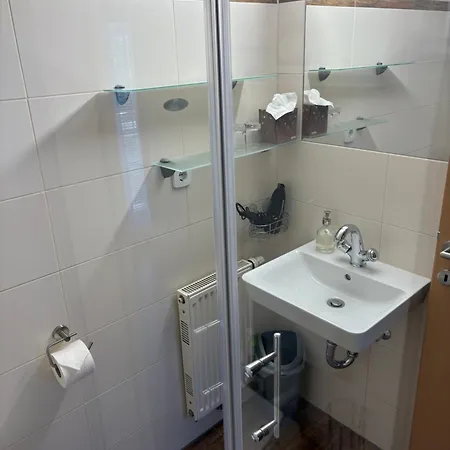 Gaestezimmer Schupanez Panzió Leutschach