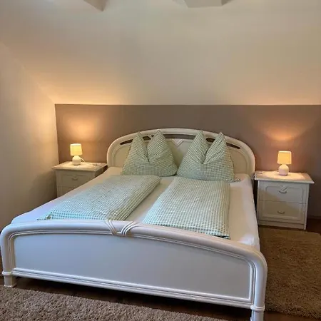 Panzió Gaestezimmer Schupanez 3*