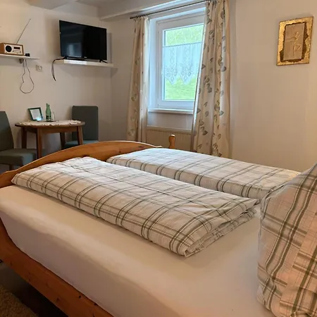 Bed & Breakfast Gaestezimmer Schupanez