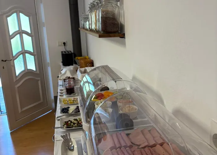 Gaestezimmer Schupanez 3* 里欧查赫